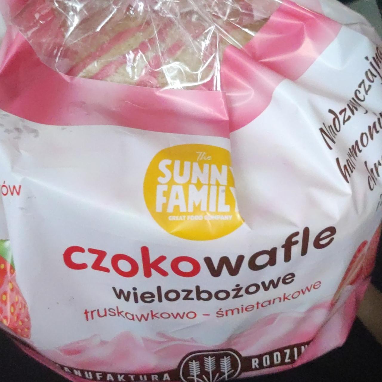 Fotografie - czokowafle wielozbozowe truskawkowo-smietankowe Sunny Family