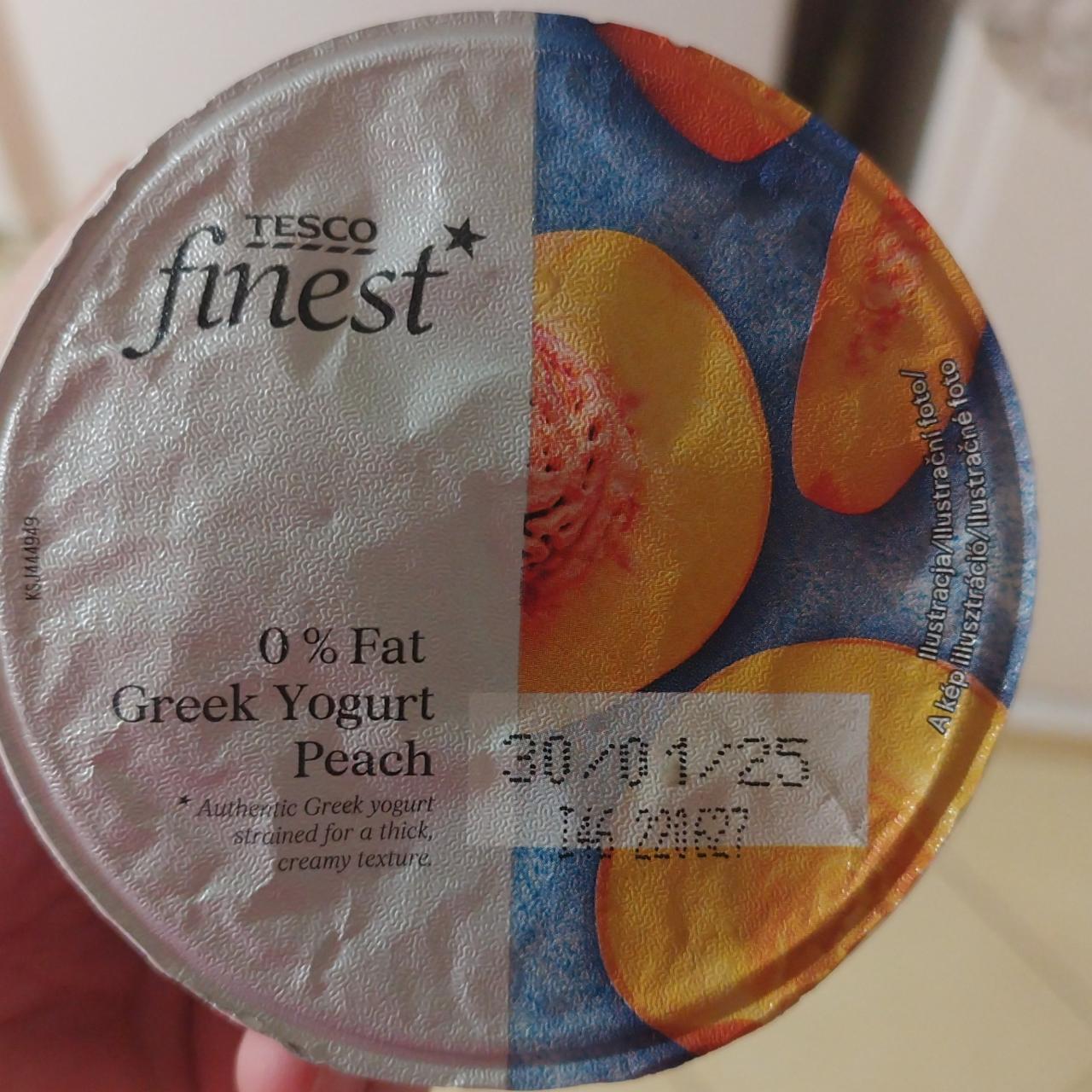 Fotografie - Greek Yogurt Peach 0% fat Tesco Finest