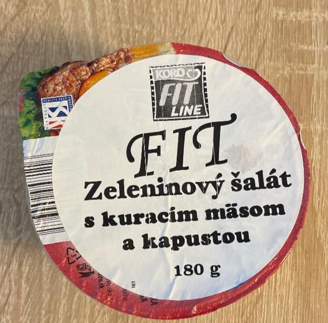 Fotografie - Fit zeleninový šalát s kuracím mäsom a kapustou Koro