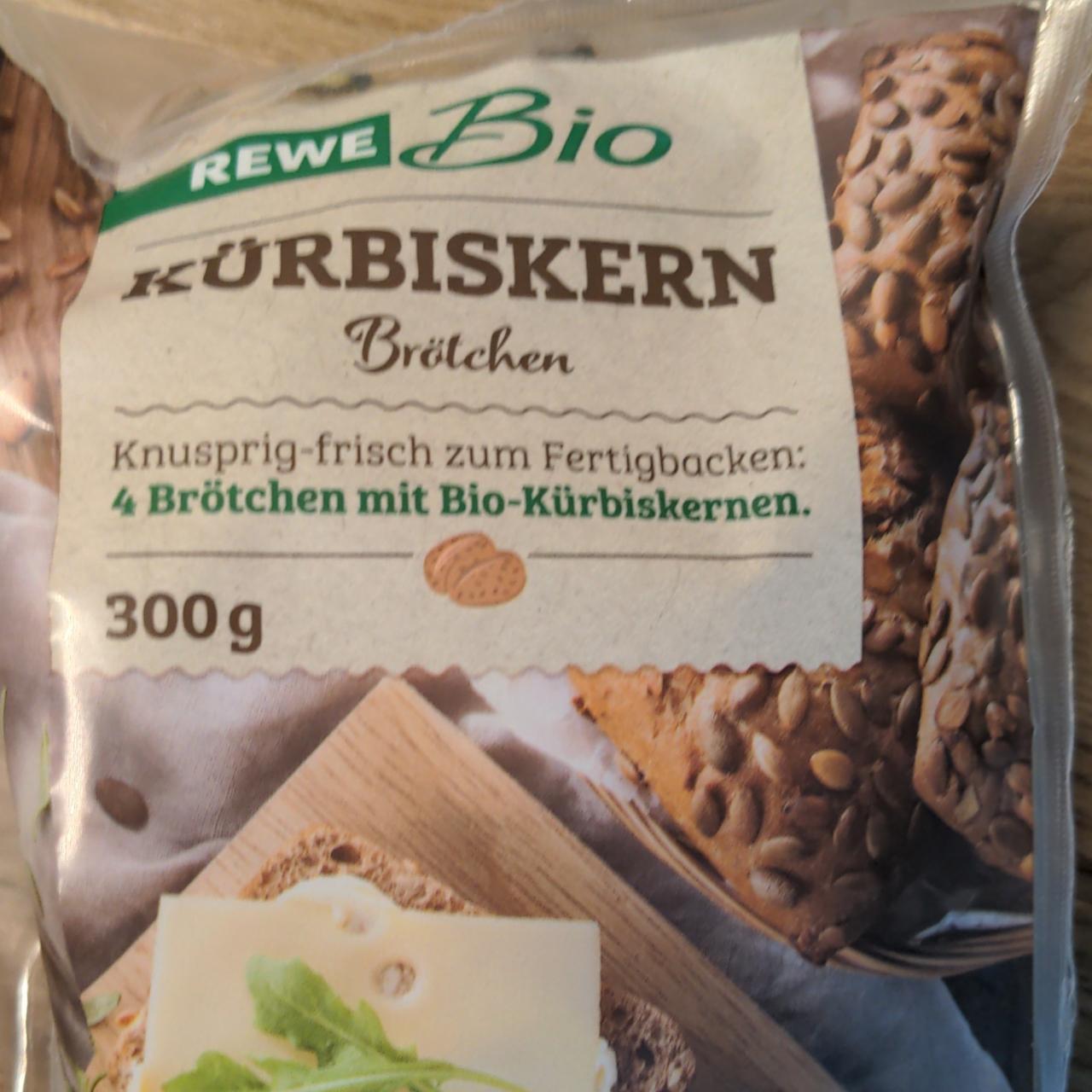 Fotografie - Kürbiskern Brötchen Rewe bio