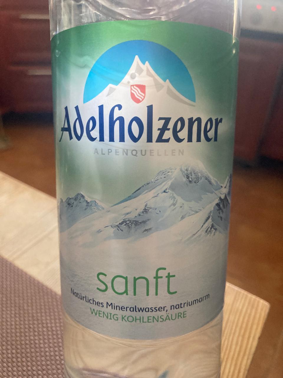 Fotografie - Mineralwasser sanft Adelholzener