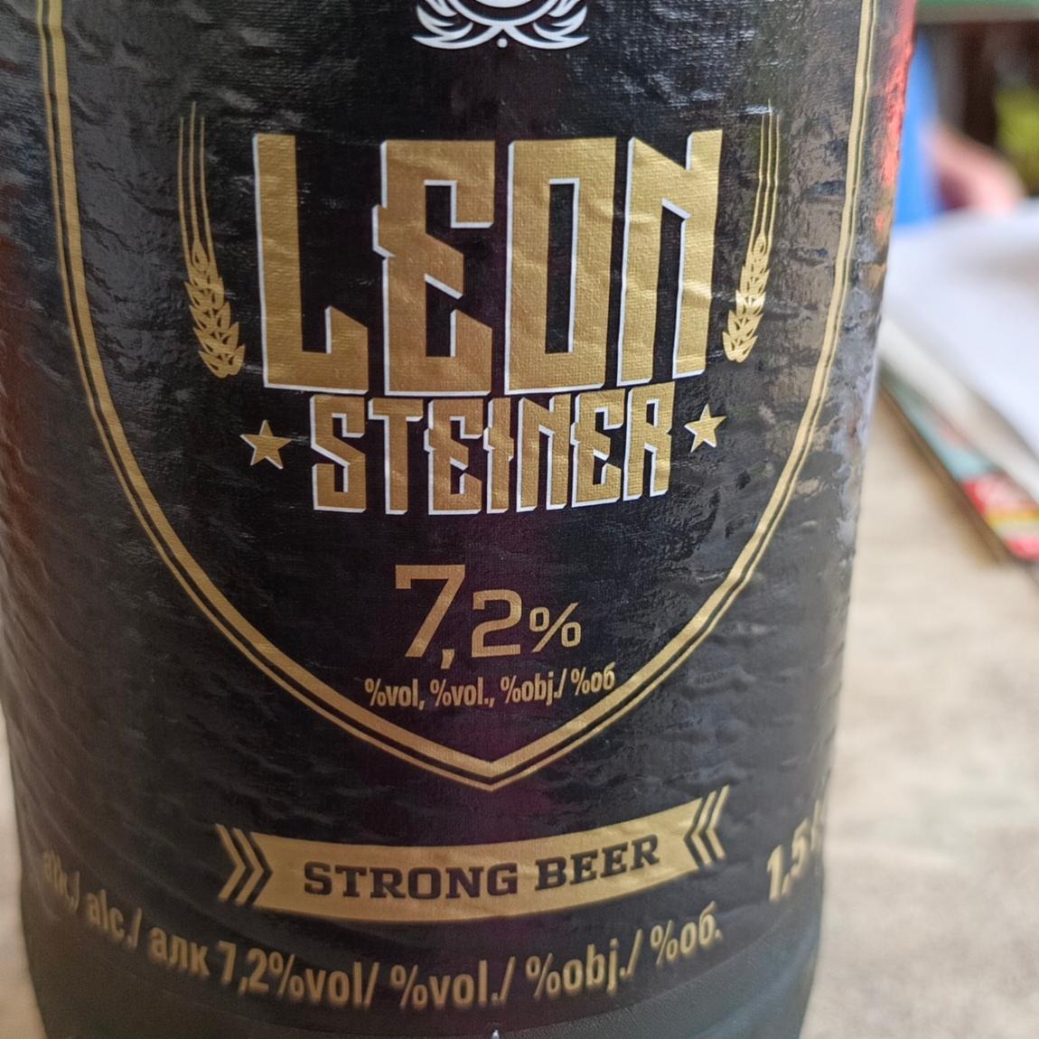 Fotografie - Leon Steiner Beer Strong