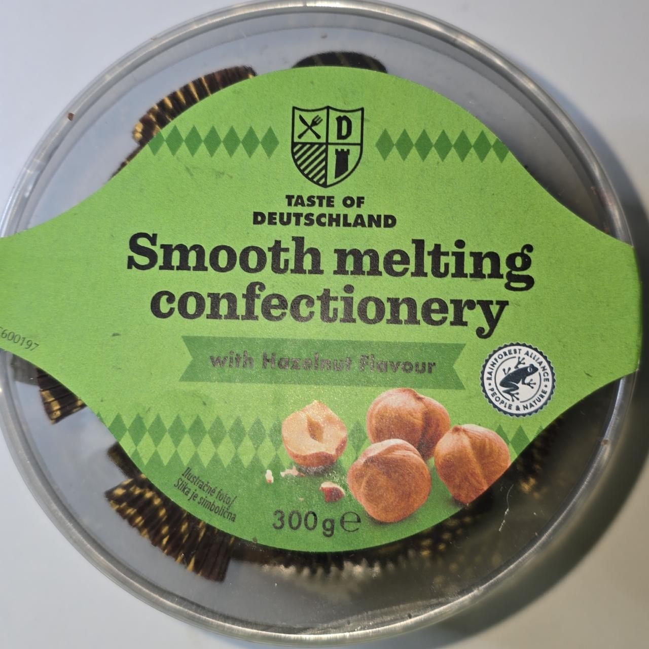 Fotografie - Smooth melting confectionery with Hazelnut Flavour Taste of Deutschland