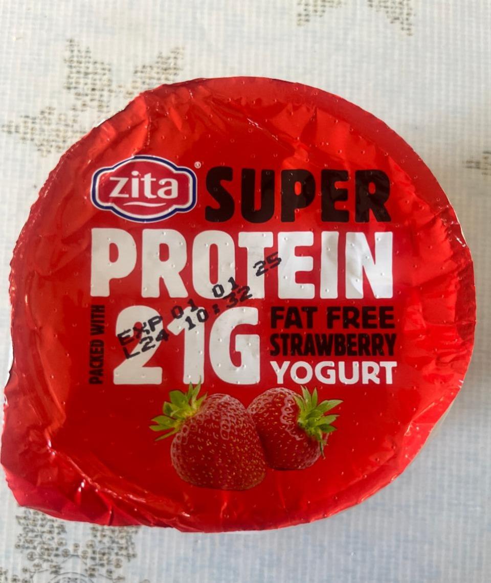 Fotografie - Super Protein 21g Fat free Strawberry Yogurt Zita