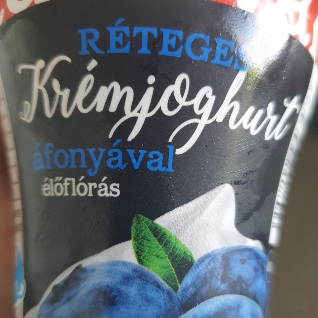 Fotografie - Réteges Krémjoghurt áfonyával Nádudvari