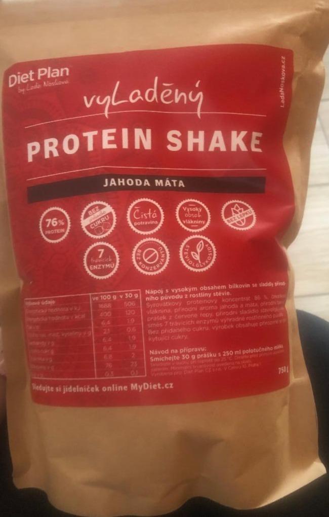 Fotografie - vyLaděný Protein Shake Jahoda Máta Diet Plan