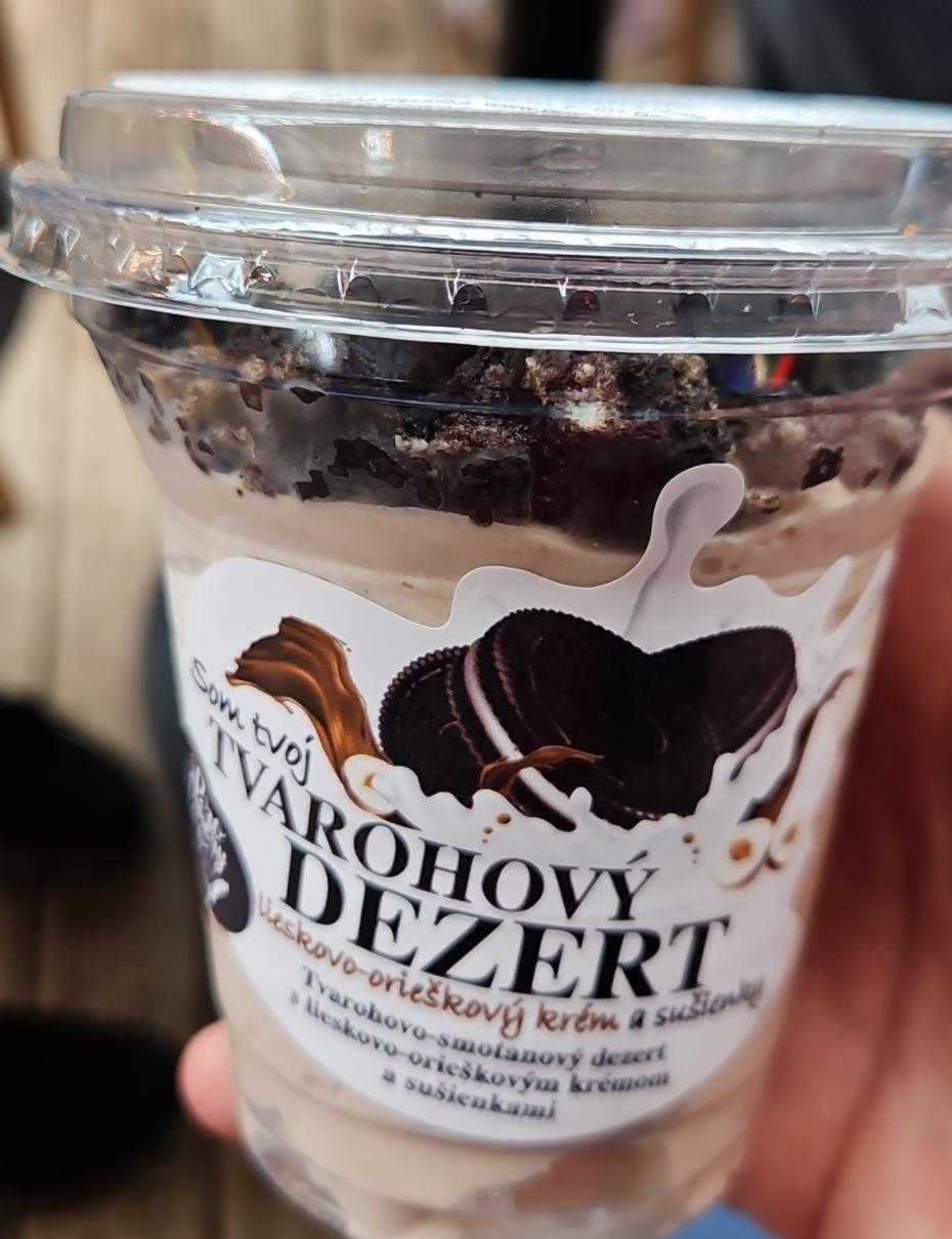 Fotografie - Tvarohový dezert lieskovo-orieškový krém a sušienky ProCakery