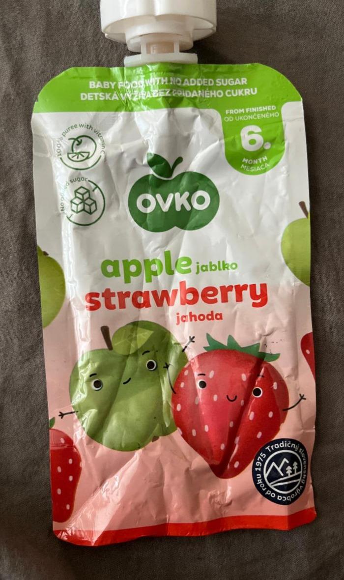 Fotografie - Apple Jablko Strawberry Jahoda Ovko