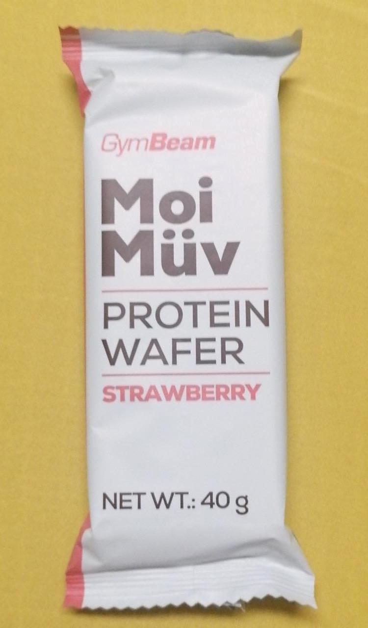 Fotografie - Moi Müv protein wafer strawberry GymBeam