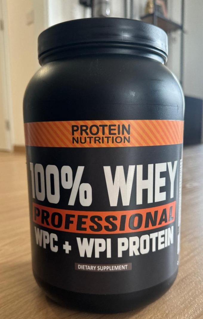 Fotografie - 100% Whey Professional WPC White Chocolate + Strawberry Pieces Protein Nutrition