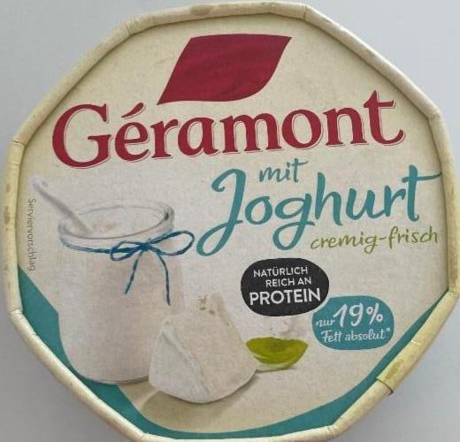 Fotografie - Geramont mit Joghurt