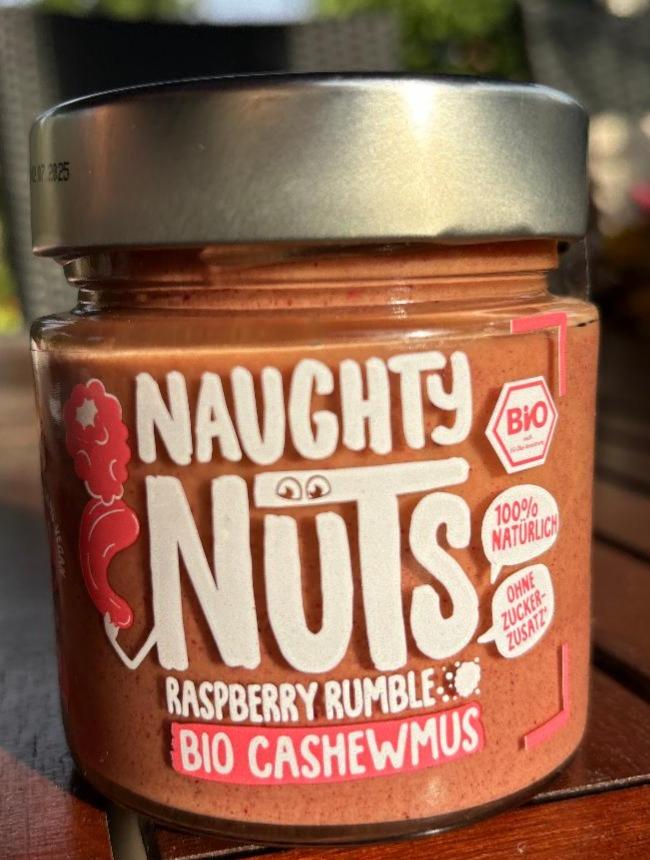 Fotografie - Naughty Nuts Raspberry Rumble Bio Cashewmus