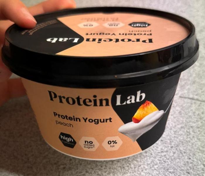 Fotografie - Protein yogurt peach Protein Lab