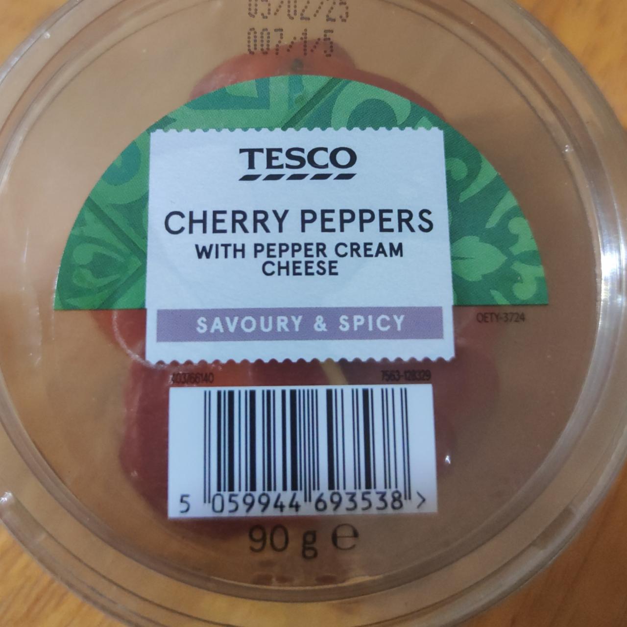 Fotografie - Cherry Peppers with pepper cream cheese Tesco