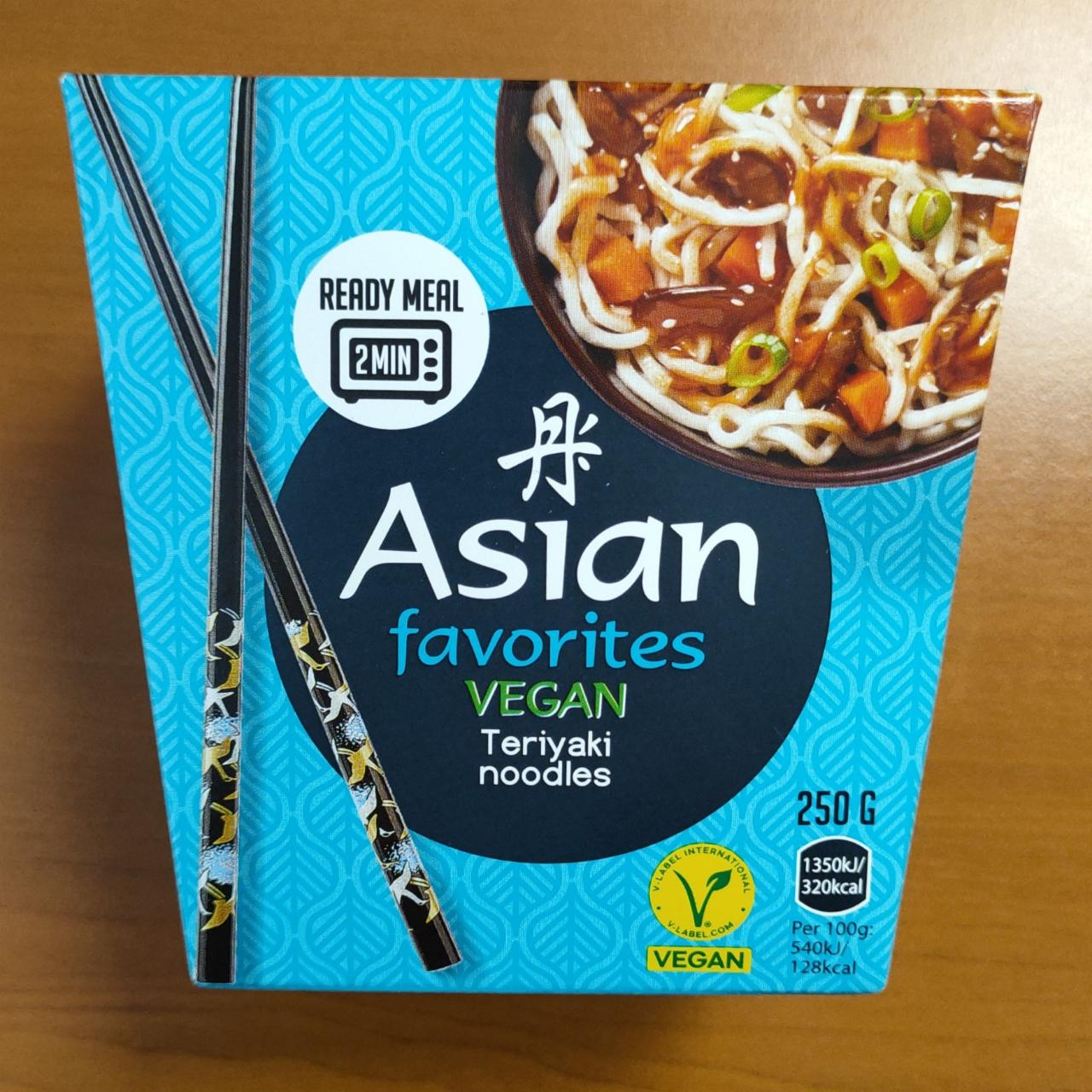 Fotografie - Teriyaki noodles Vegan Asian favorites