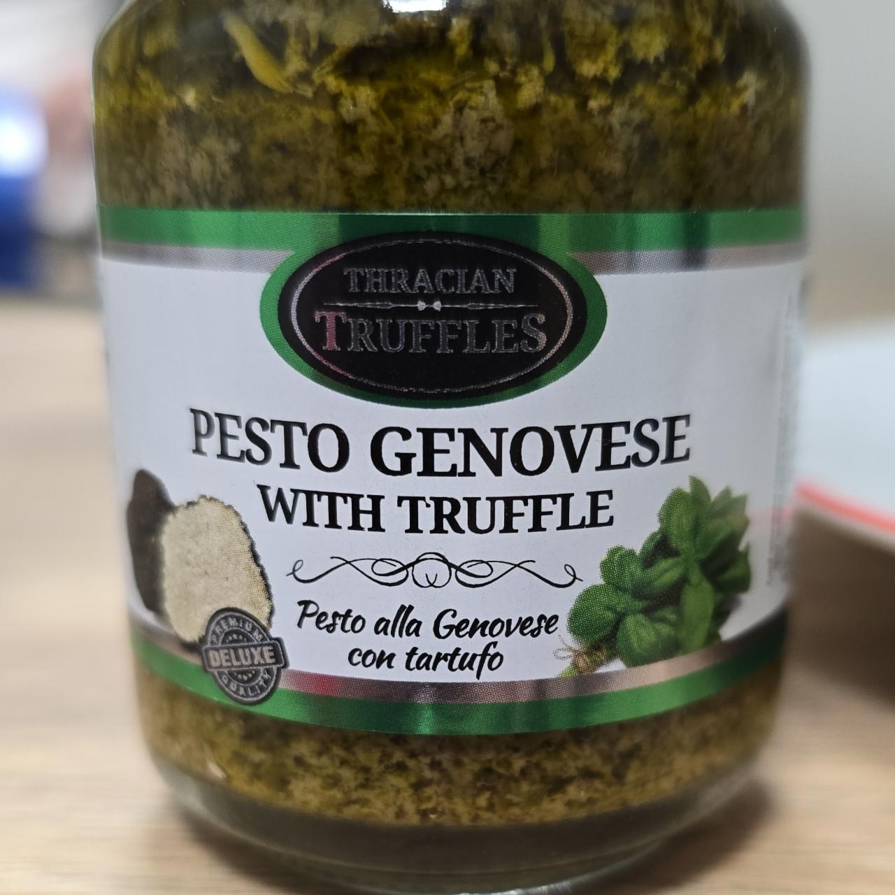 Fotografie - Pesto Genovese with Truffle Thracian Truffles