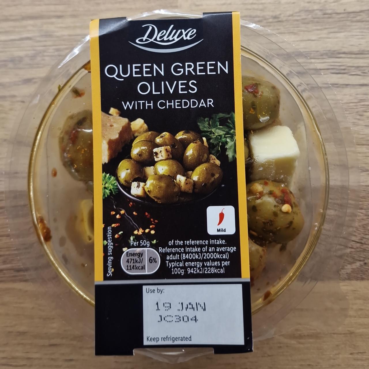 Fotografie - Queen Olives with Cheddar Deluxe