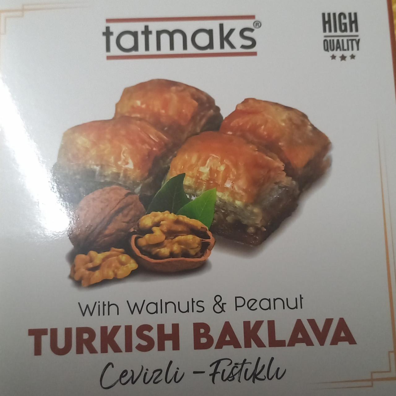 Fotografie - Turkish Baklava with walnuts & peanut tatmaks