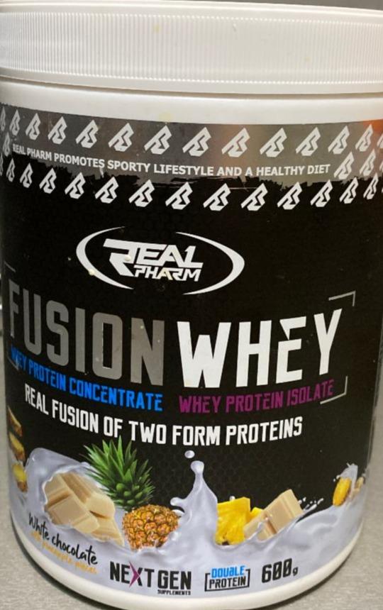 Fotografie - Fusion Whey bílá čokoláda s ananasovými kousky Real Pharm