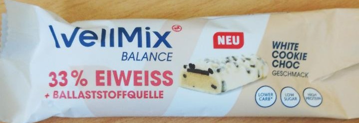 Fotografie - Balance Riegel White cookie choc geschmack WellMix