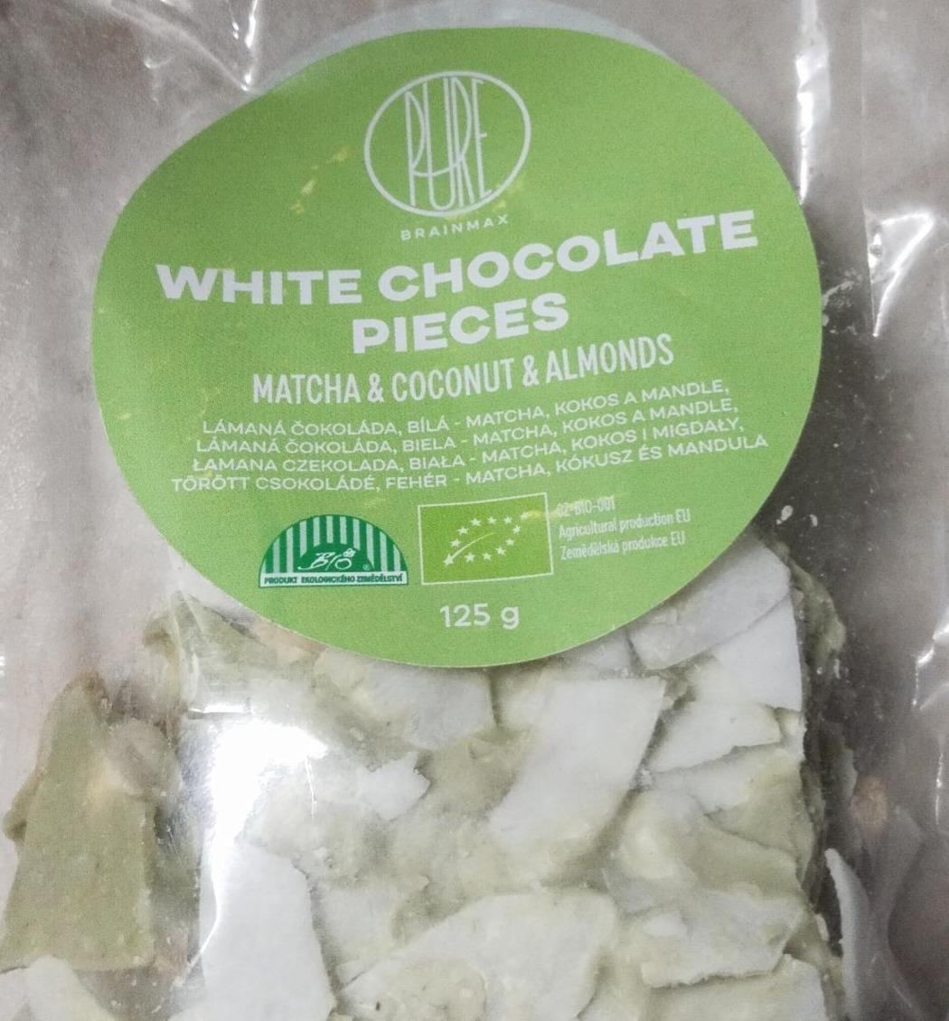 Fotografie - White chocolate pieces matcha & coconut & almonds BrainMax Pure