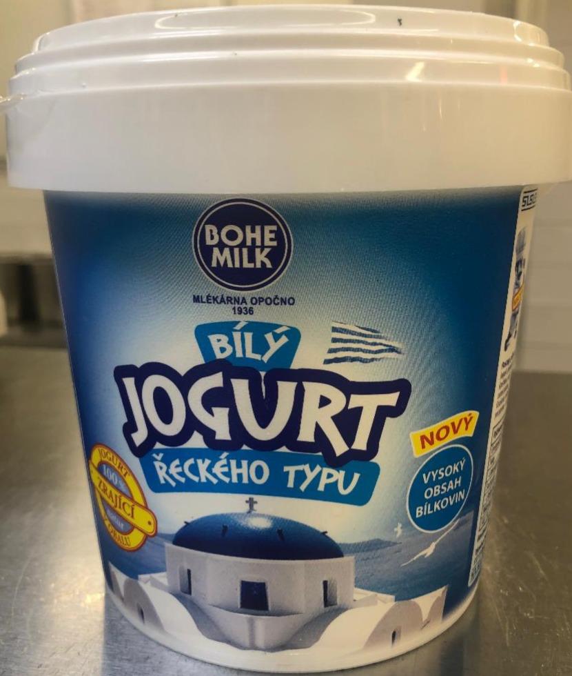 Fotografie - biely jogurt gréckeho typu bohe milk