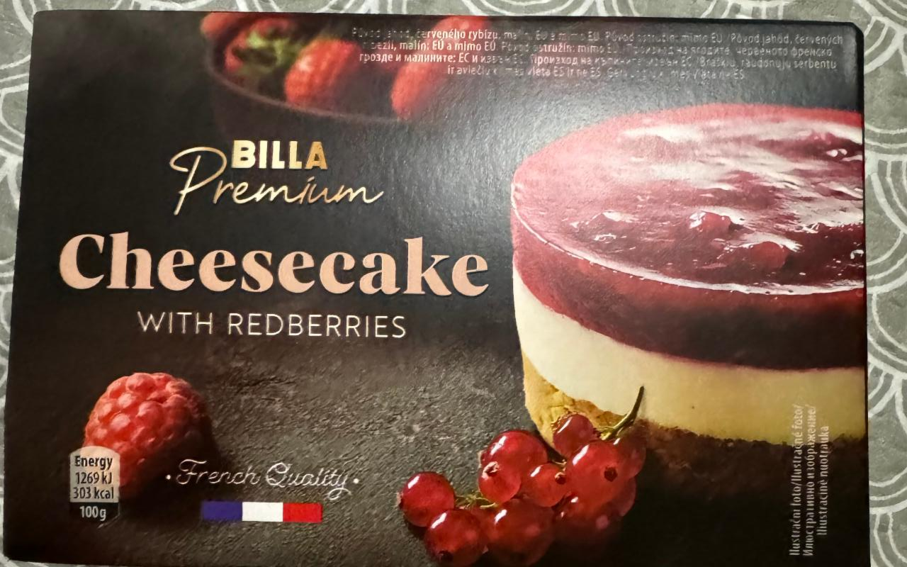 Fotografie - Cheesecake with redberries Billa Premium