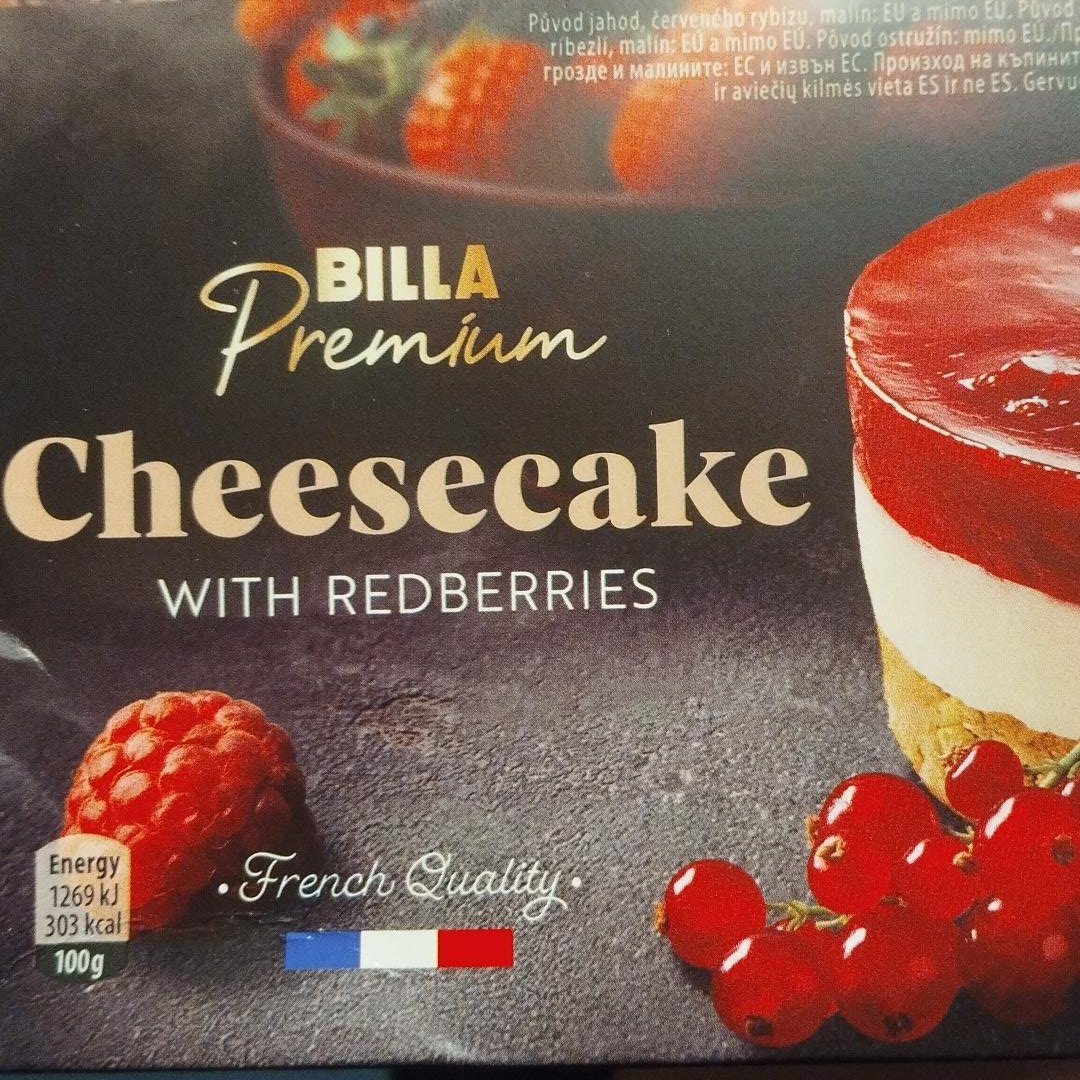 Fotografie - Cheesecake with redberries Billa Premium