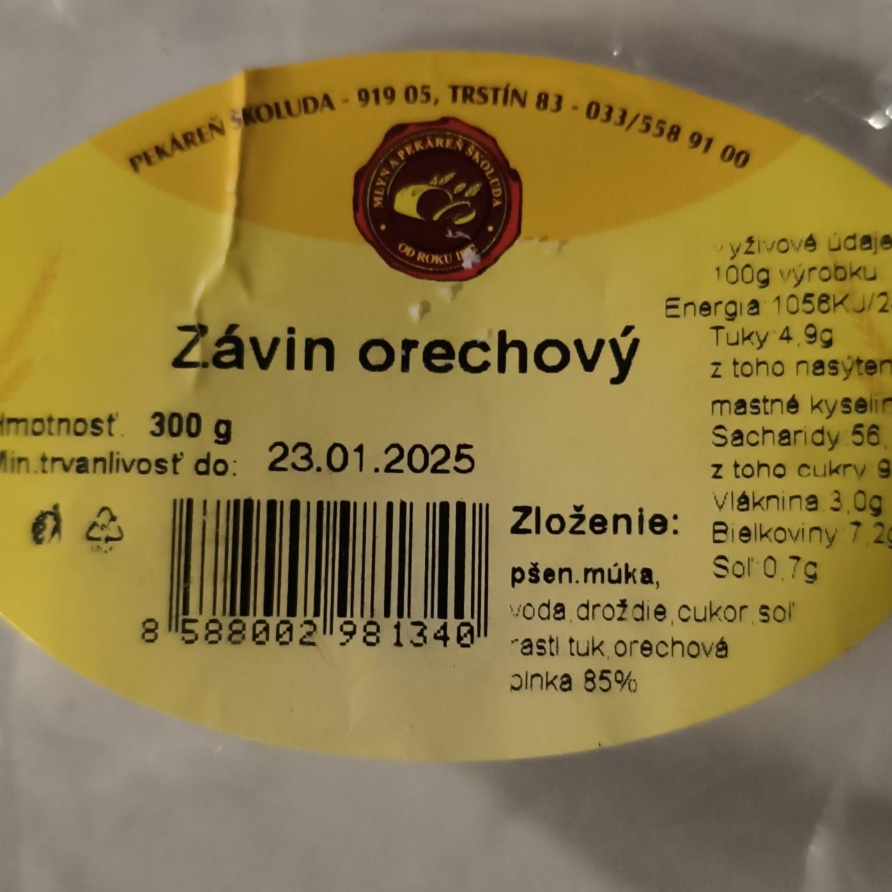 Fotografie - Závin orechový Pekáreň Školuda