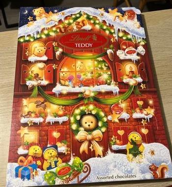 Fotografie - Teddy adventní kalendář Lindt