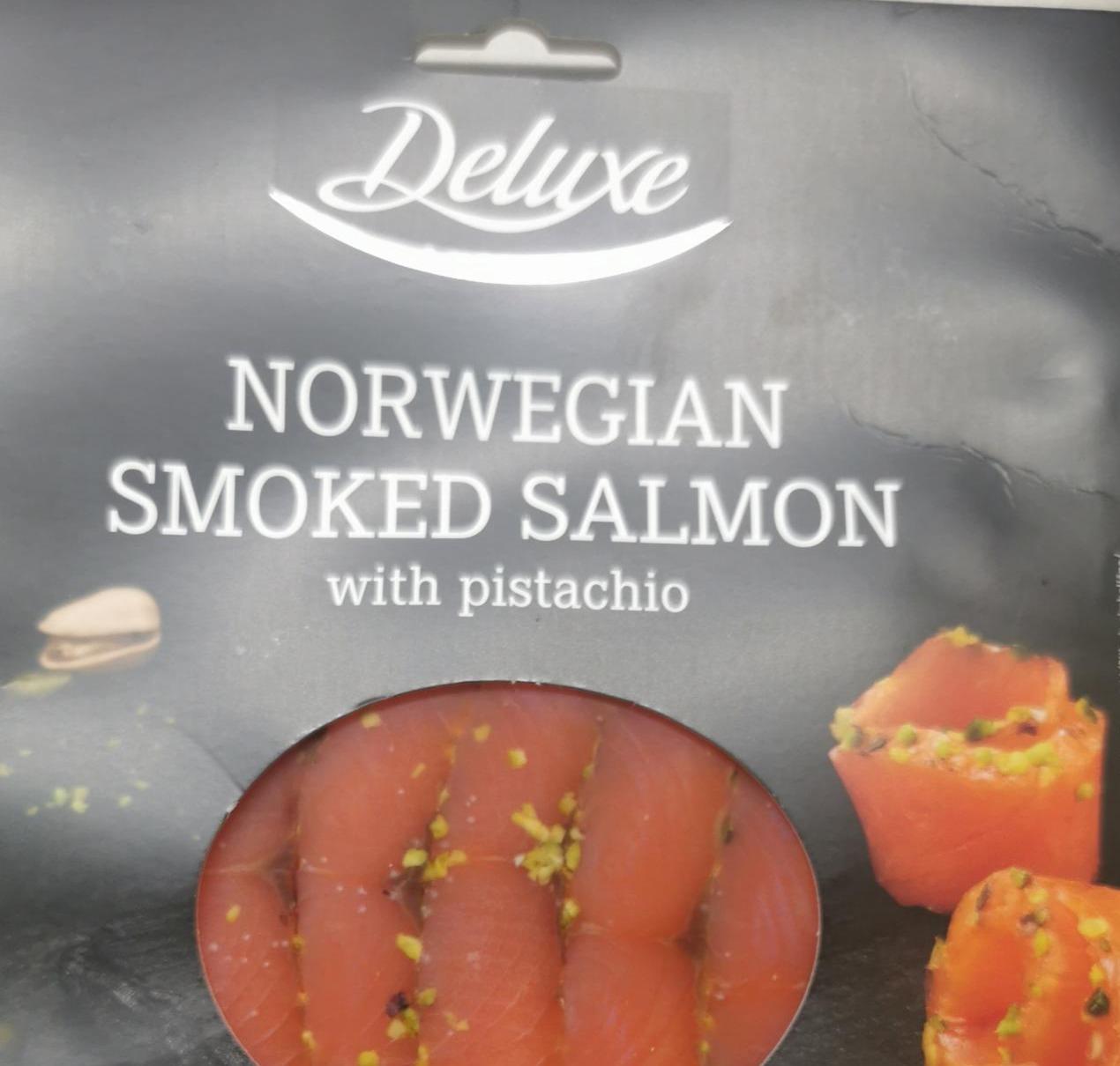 Fotografie - Norwegian Smoked Salmon with pistachio Deluxe