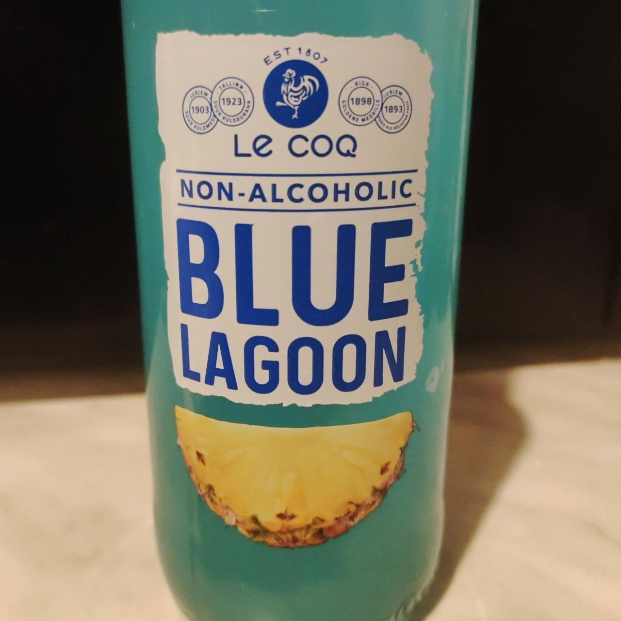 Fotografie - Alcoholic Cocktail Blue Lagoon Le 4,7% Coq