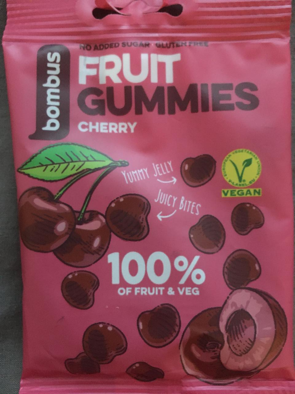 Fotografie - Fruit gummies cherry Bombus