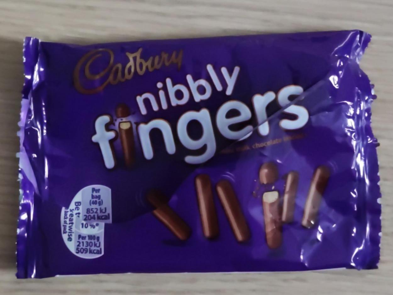 Fotografie - Nibbly fingers Cadbury