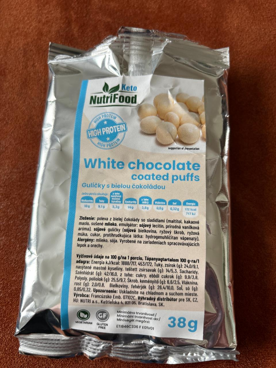 Fotografie - White chocolate coated puffs NutriFood Keto