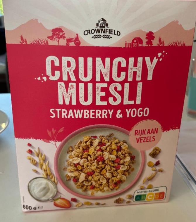 Fotografie - Crunchy Muesli Strawberry & Yogo Crownfield