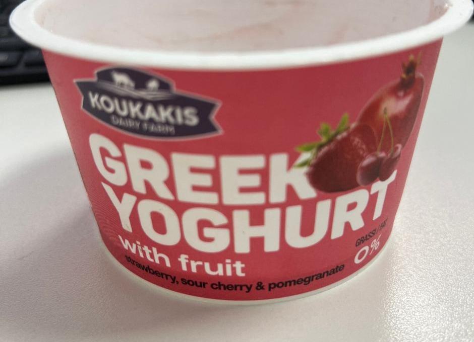 Fotografie - Greek Yoghurt with fruit strawberry, sour cherry & pomegranate Koukakis