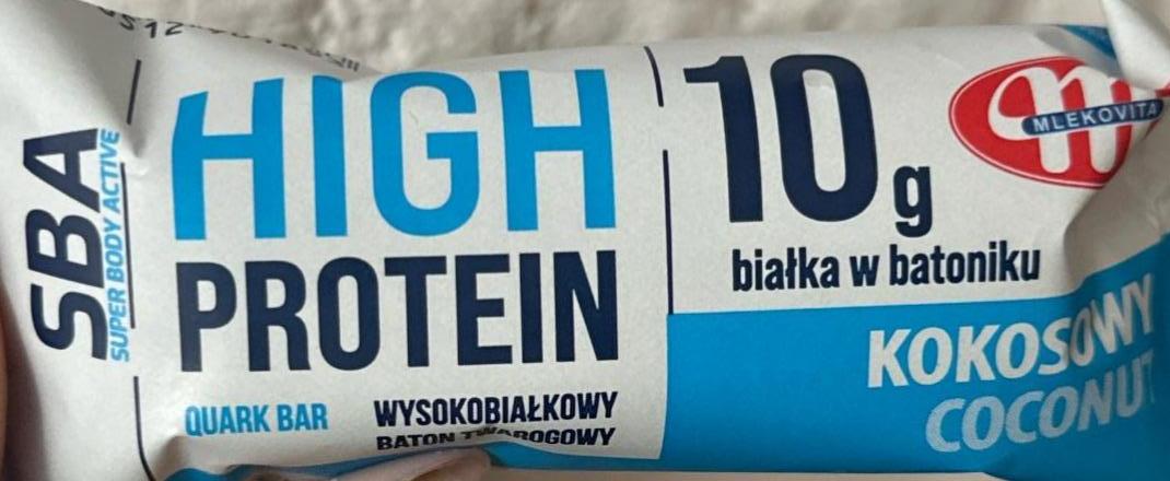 Fotografie - High protein baton twarogowy kokosowy Mlekovita