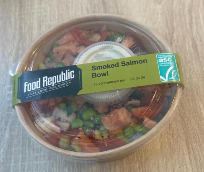 Fotografie - Smoked Salmon Bowl Food Republic