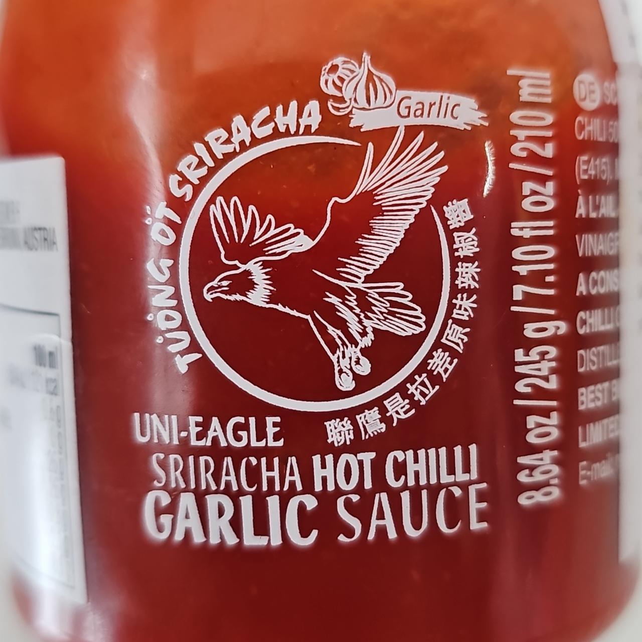 Fotografie - Sriracha Hot Chilli Garlic Sauce Uni-Eagle