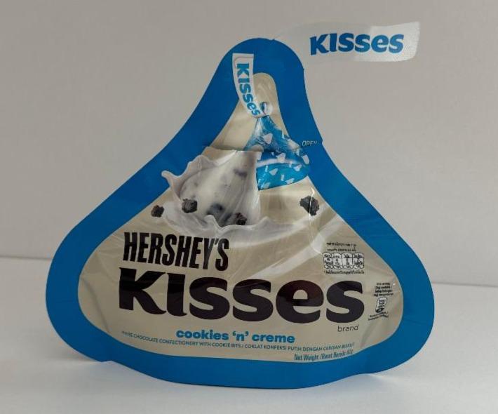 Fotografie - Kisses cookies 'n' creme Hershey’s