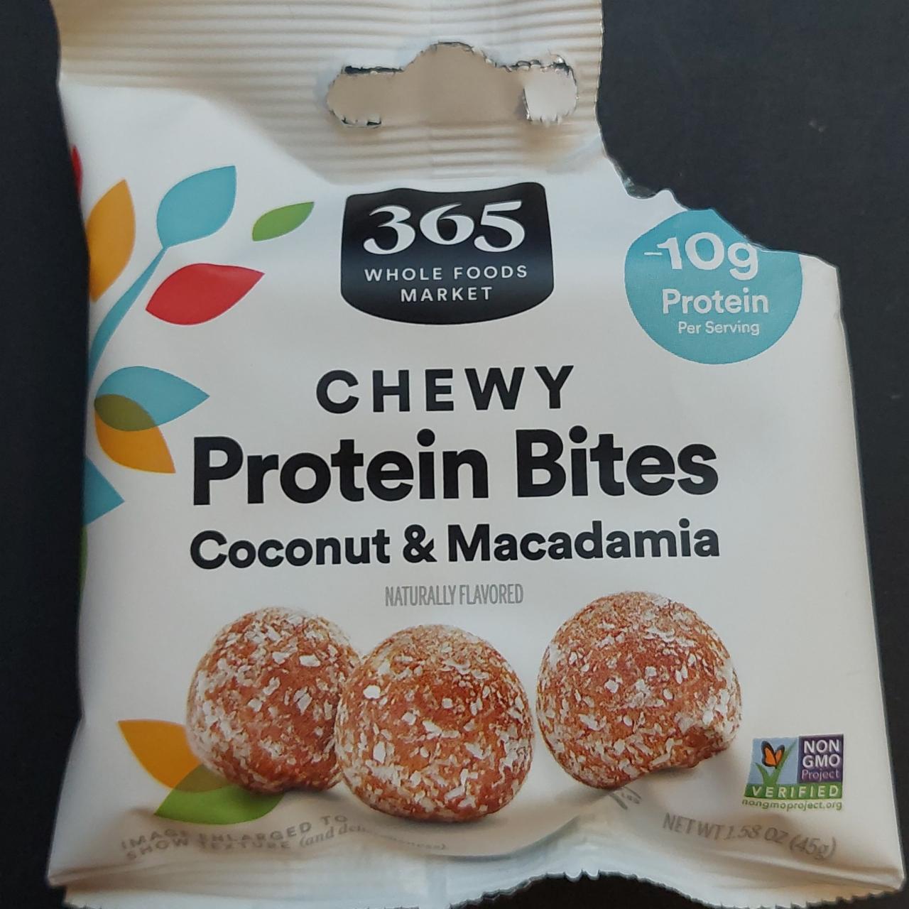 Fotografie - Chewy Protein Bites Coconut & Macadamia 365 Whole Foods Market