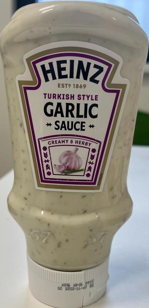 Fotografie - Turkish style garlic sauce creamy & herby Heinz