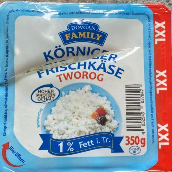 Fotografie - Körniger Frischkäse Tworog 1% Fett Dovgan Family