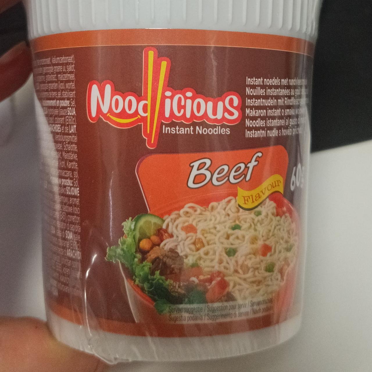 Fotografie - Instant noodles beef flavour Noodlicious