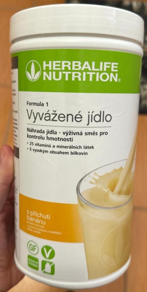 Fotografie - F1 Vyvážené jídlo s příchutí banánu Herbalife Nutrition