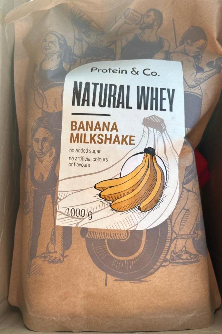 Fotografie - Natural Whey Banana Milkshake Protein & Co.