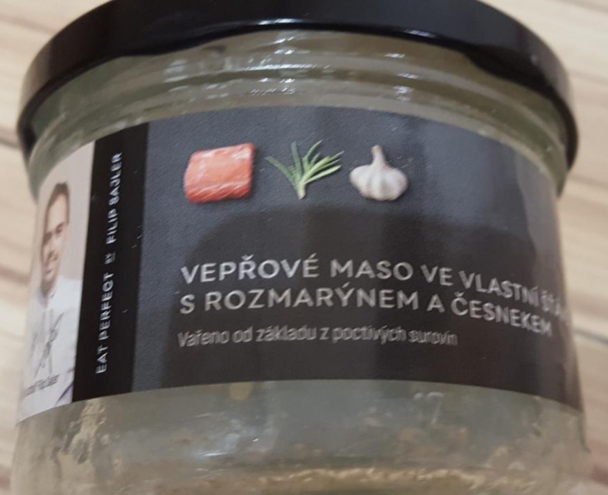 Fotografie - Vepřové maso ve vlastní šťávě s rozmarýnem a česnekem Eat Perfect