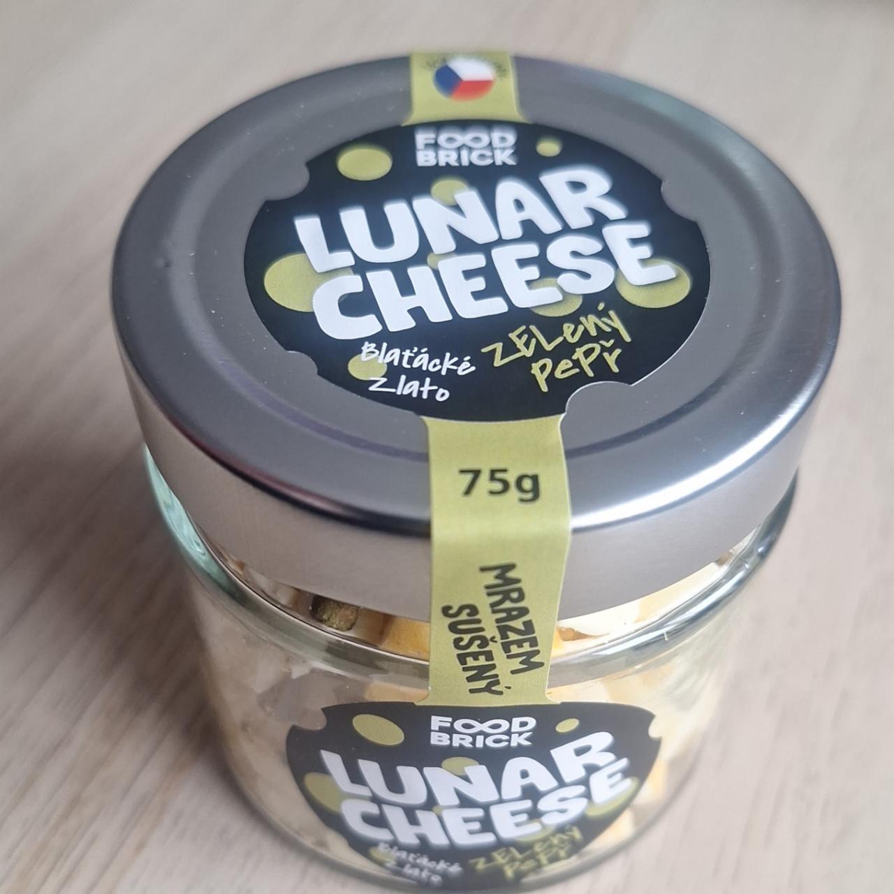 Fotografie - Lunar Cheese Blaťácké zlato zelený pepř Food Brick