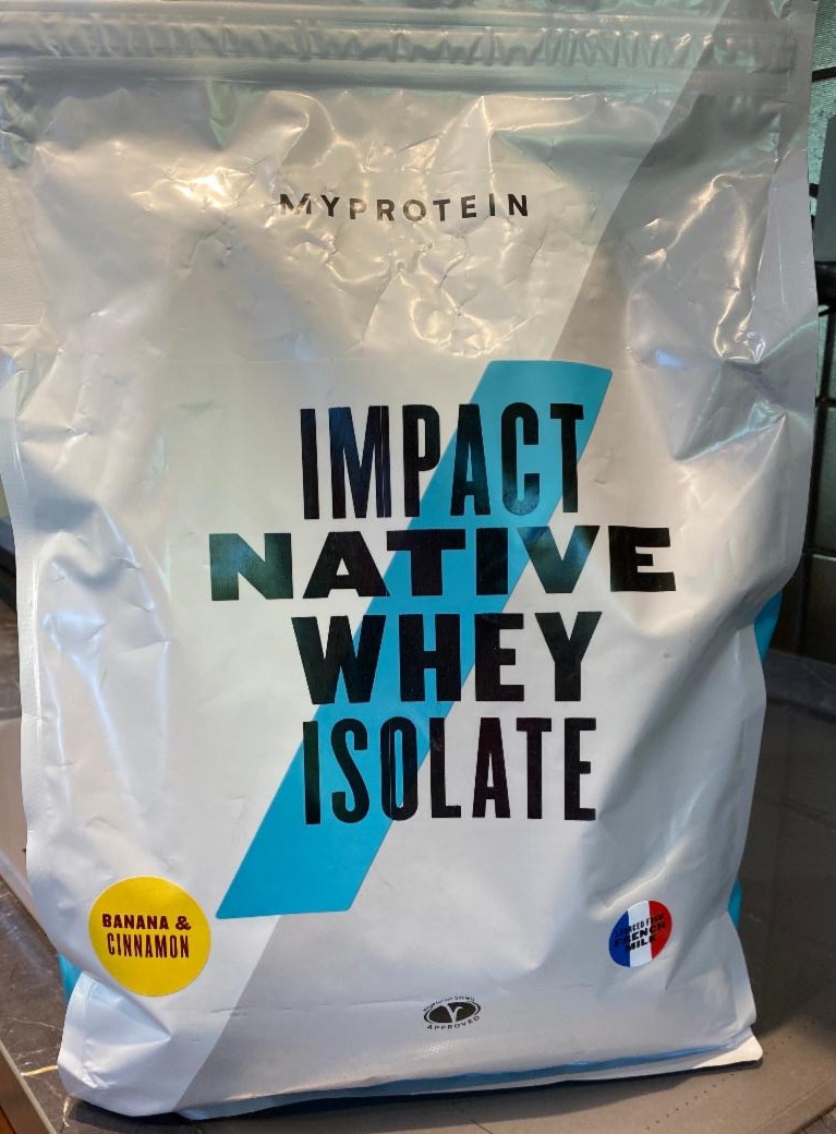 Fotografie - Impact Native Whey Isolate Banana & Cinnamon Myprotein